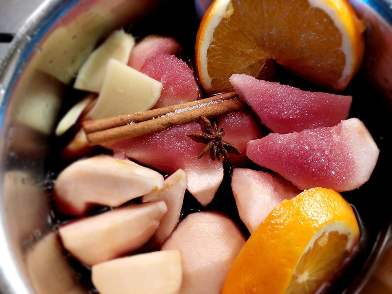 Stoofperen in rode&nbsp;wijn